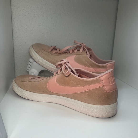Nike SB Blazer Low Pink Orange Suede Lace-Up Sneakers 371760-801- Mens Size 11.5 - Picture 3 of 6